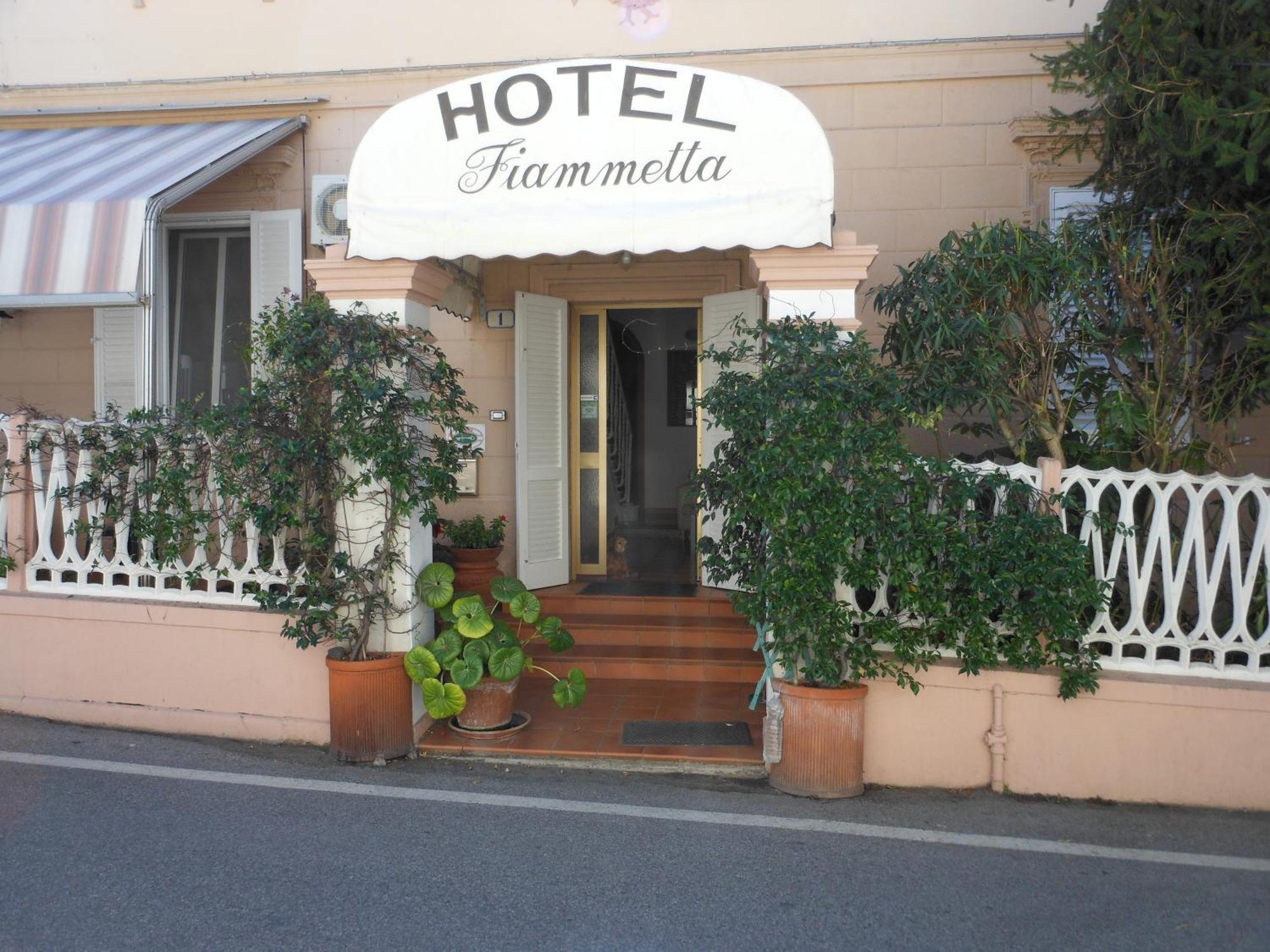 Hotel Fiammetta Quercianella Exterior photo